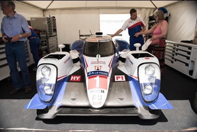 - Toyota TS040 Hybrid - 2014